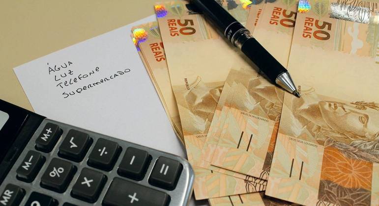 Controlar as despesas pessoais é fundamental ao longo desse processo