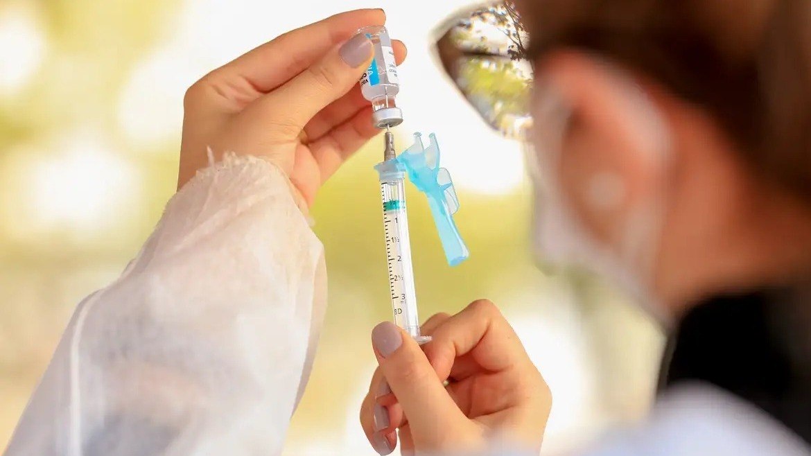 Fiocruz negocia produção de vacina brasileira contra a dengue com farmacêutica japonesa