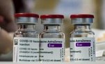 A AstraZeneca informou nesta semana que a vacina desenvolvida em parceria com a Universidade de Oxford deve ter em seis meses uma versão adaptada às novas variantes do coronavírus