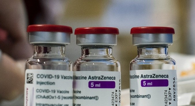 Gana receberá 600 mil doses de vacina da AstraZeneca pelo Covax
