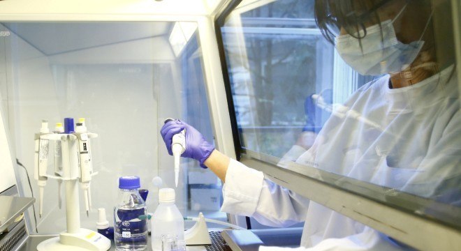 Testes de vacina contra covid mostram completa eficácia, diz grupo chinês