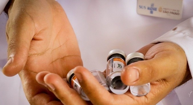 Prefeitura de Serrana orienta moradores sobre cadastro para vacinação
