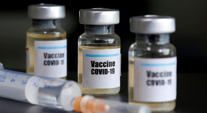 Companhia farmacêutica e Universidade de Oxford trabalham juntas em vacina