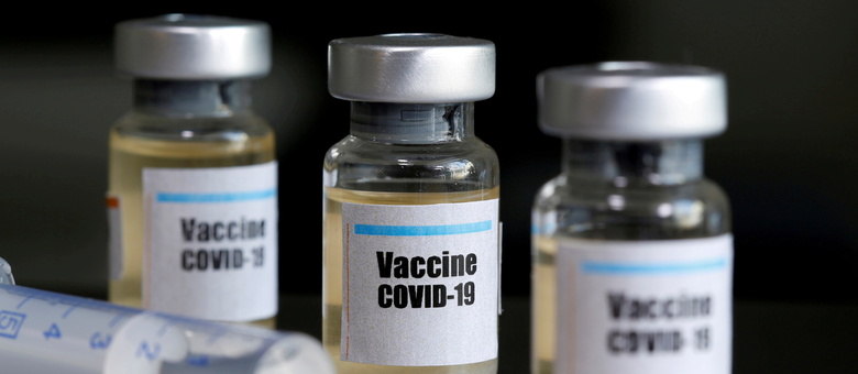 Vacina contra a covid-19 da Universidade de Oxford entra na 3ª fase de testes