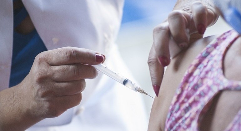 Extrafarma fecha parceria com a prefeitura de SP para vacinação