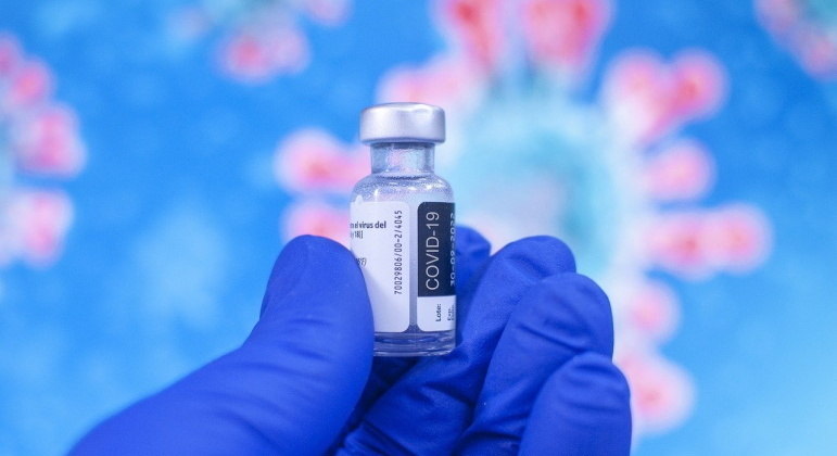 Vacina impediu que número de mortes no Brasil fosse superior às mais de 620 mil registradas