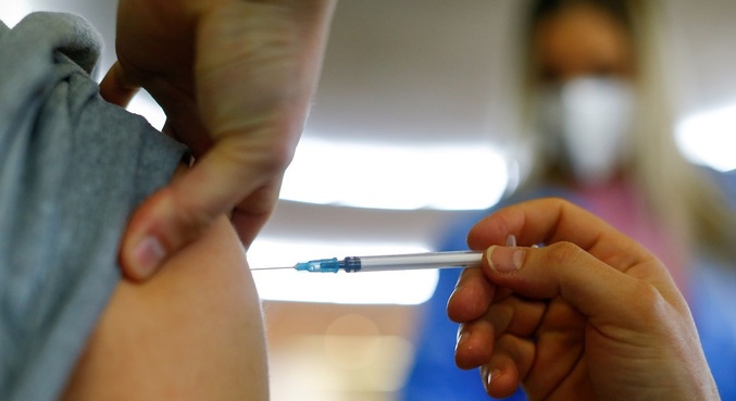 Espanha permitirá entrada de turistas vacinados a partir de junho