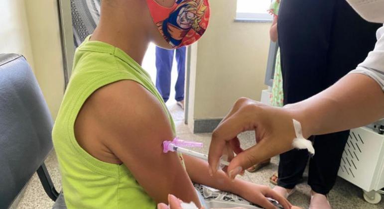 Crianças com comorbidades, deficiência e indígenas podem receber a vacina anti-Covid