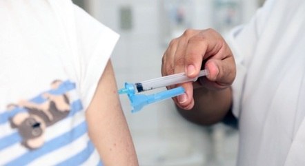 BH não definiu data para vacinar adolescentes