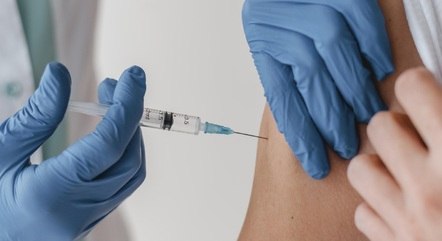Nesta semana, se vacinam pessoas de 29 e 30 anos