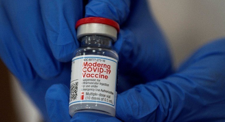 Ministério da Saúde de Israel autorizou a vacina fabricada pela farmacêutica Moderna
