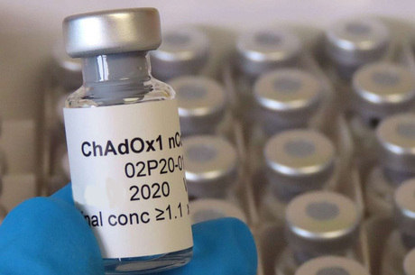 Brasil tem acordo para comprar e produzir a ChAdOx1