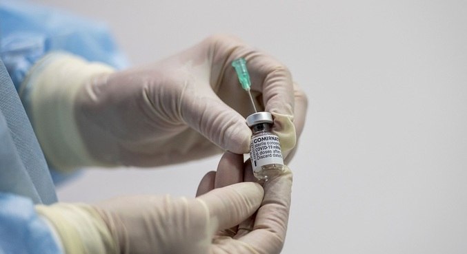 Bula da vacina passará a ter indicação de uso acima de 12 anos