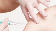Adultos que perderam carteira de vacinação devem repetir vacinas