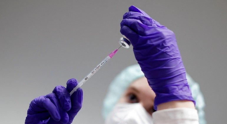 Ermittlungen gegen einen Mann in Deutschland wegen des Verdachts der Einnahme von 87 Impfstoffen gegen das „Covid“-Virus
