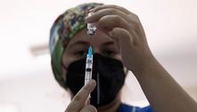 Chile aplica 3ª dose de AstraZeneca nos vacinados com CoronaVac