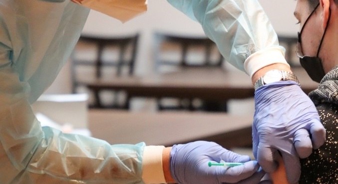 Cidade de SP terá 8 novos postos de vacinação contra a covid-19