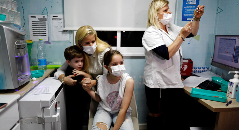 Israel começará campanha nacional de imunização de crianças nesta terça-feira (23)