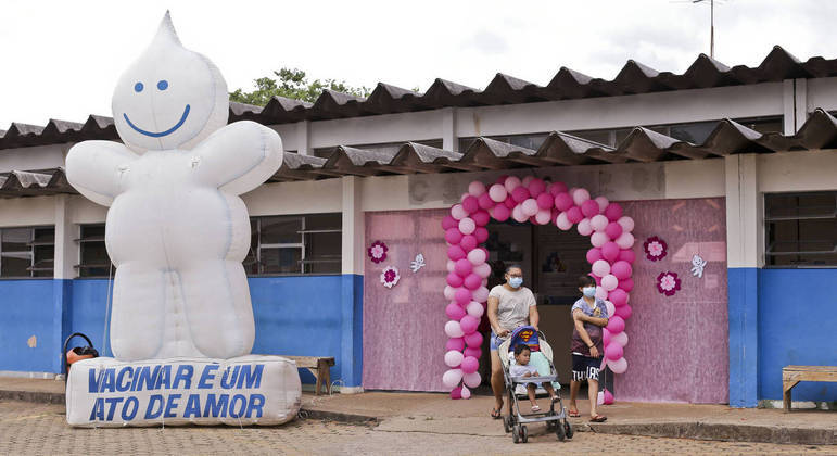 Com as vacinas, Brasil conseguiu controlar ou erradicar diversas doenças imunopreveníveis