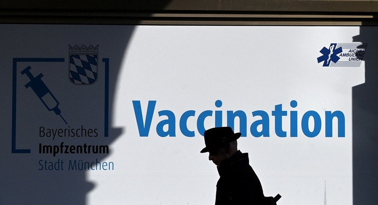 Europa vive momento delicado da pandemia com aumento de casos entre não vacinados