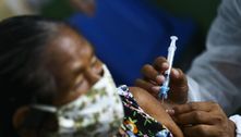 93% dos idosos completaram vacinação contra covid no Brasil 