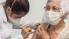 Quatro a cada dez brasileiros aptos estão sem terceira dose de vacina contra a Covid