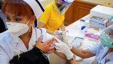 Tailândia vai combinar vacinas CoronaVac e AstraZeneca