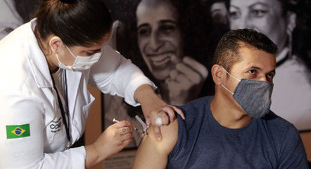 Vacinação avança no Rio de Janeiro neste sábado