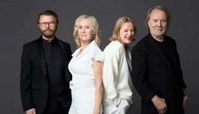 "Voyage", disco de retorno do ABBA, estreia no topo da parada britânica com vendas expressivas