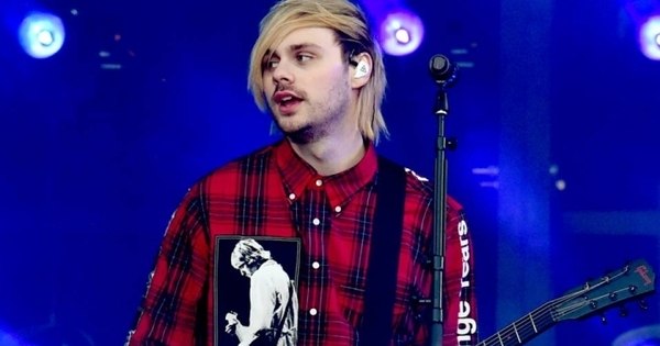 Suposta mulher que acusou Michael Clifford, do 5SOS, de assédio retira queixa e diz que errou