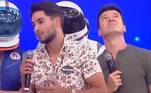 Para conquistar os corações das gatas, os rapazes têm 30 segundos para impressionar. Alguns xavecos acabam não tendo muito sucesso e Faro mostra que quando o assunto é cantada ele entende bem!
