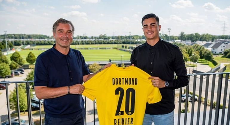 Renier atuou na última temporada emprestado ao Borussia Dortmund