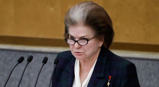 Valentina Tereshkova, parlamentar russa e ex-cosmonauta soviética, que se tornou a primeira mulher no espaço em 1963, é uma apoiadora importante de Putin