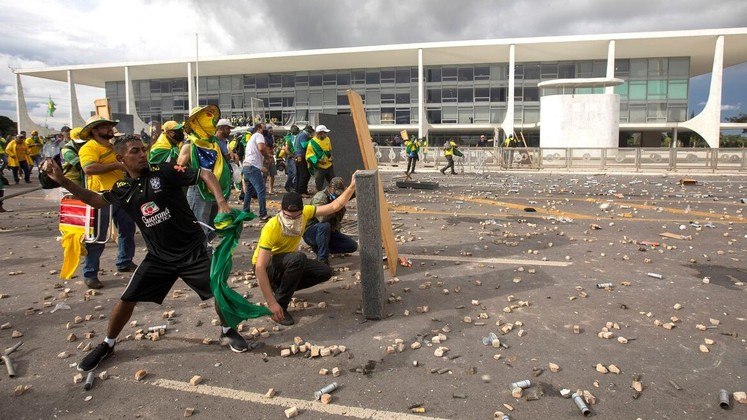 Vândalos nos protestos de 8 de janeiro em Brasília