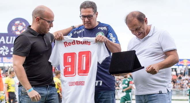 Luxemburgo é homenageado pelos 30 anos da conquista do Paulistão