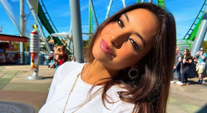 Vanessa Lopes teria saído com Medina após o atleta se separar de Yasmin Brunet