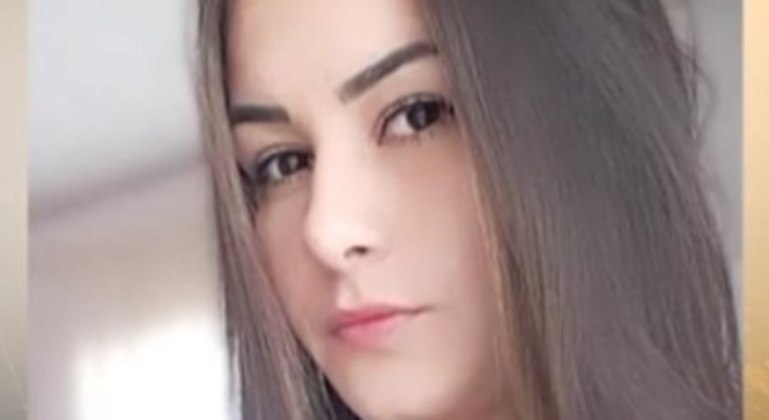 Vanessa de Sousa Camargo, de 24 anos, foi morta a tiros pelo ex-namorado Luan Lucas Cardoso, em Curitiba (PR). O caso também ocorreu em junho. No momento do crime, a jovem estava com o filho dos dois, de apenas 40 dias, no colo. O ex-casal havia ido a uma clínica para fazer o exame de DNA da criança quando uma briga começou e Luan atirou contra Vanessa. A família da vítima afirmou que ela tinha uma medida protetiva contra o assassino, depois que ele a agrediu quando estava grávida