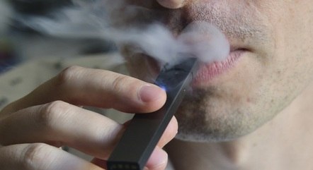 Cigarros eletrônicos aumentaram o abuso de substâncias