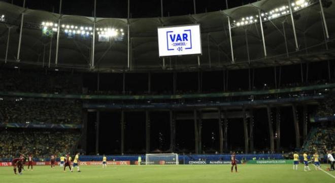O VAR na Fonte Nova, três gols invalidados do Brasil