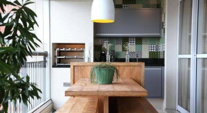 Varanda com churrasqueira 