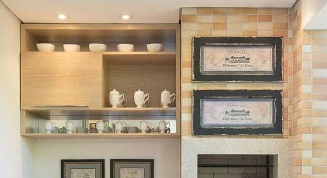 Varanda gourmet com churrasqueira elétrica