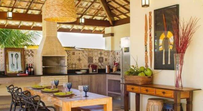 Varanda gourmet na área externa da casa