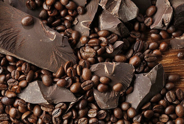 Vários chocolates também contêm café em sua composição. 