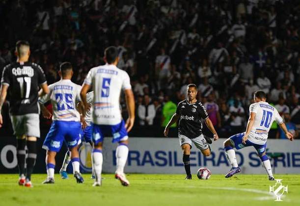 Vasco 1 x 3 CSA - 29 de outubro de 2021, em São Januário. Gols de Germán Cano; Renato Cajá e Dellatorre (2).