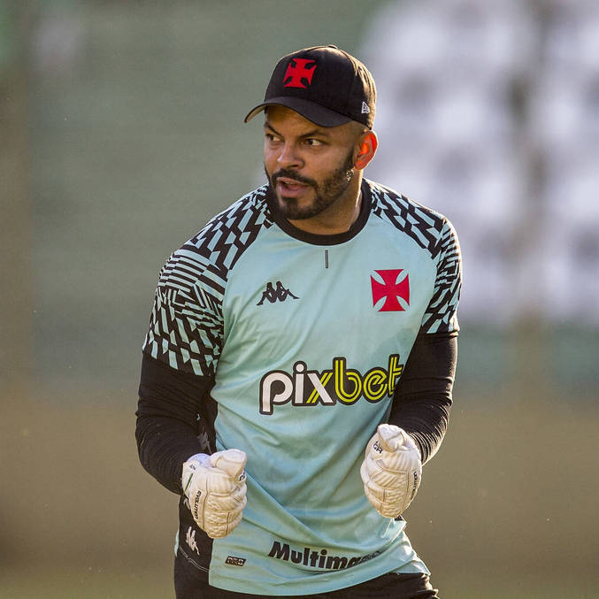 Goleiro Thiago Rodrigues retorna ao Vasco contra o Ituano