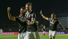 Vasco dá show no retorno da torcida a São Januário e goleia o Coritiba pelo Brasileirão  