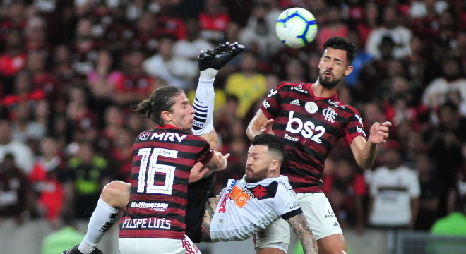 Flamengo e Vasco fizeram um grande jogo na noite desta quarta