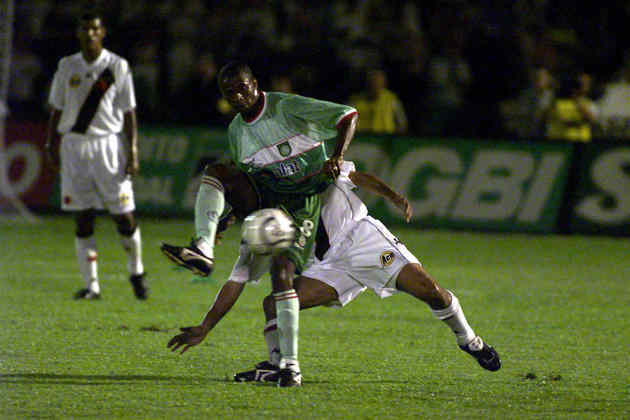 Vasco x Palmeiras - 2000 - Copa Mercosul - Campeão: Vasco - Placar das finais: 2 a 0 na ida / 0 a 1 na volta (resultado do terceiro jogo: 4 a 3)