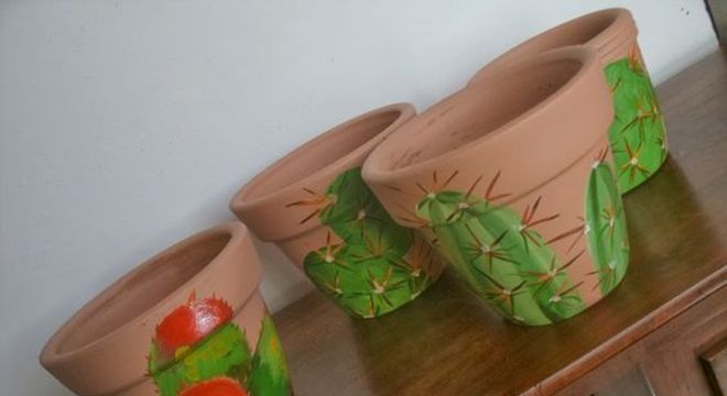 vaso de barro - vaso com desenho de cactos 