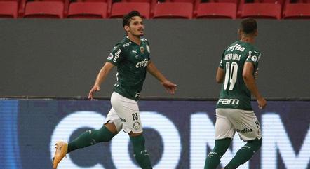 Raphael Veiga fez o gol do Palmeiras no jogo